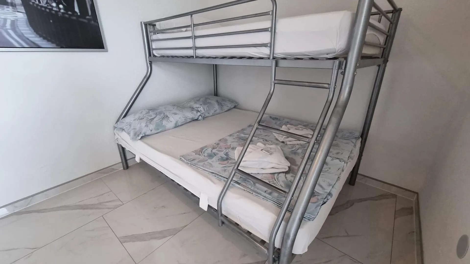 Apartments Maja Vir