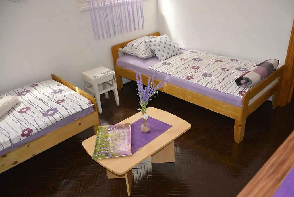 Apartments Maja Vir 0*,  Chorwacja